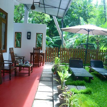 Gold Sand Resort Bentota Dış mekan fotoğraf